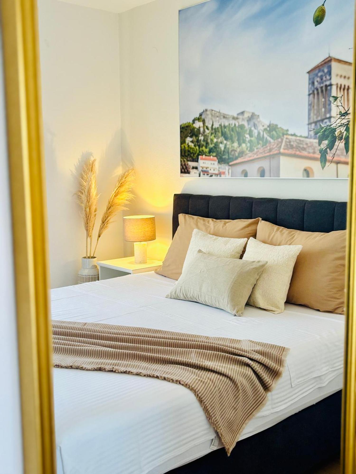 חוואר Apartments Sunny Elza מראה חיצוני תמונה
