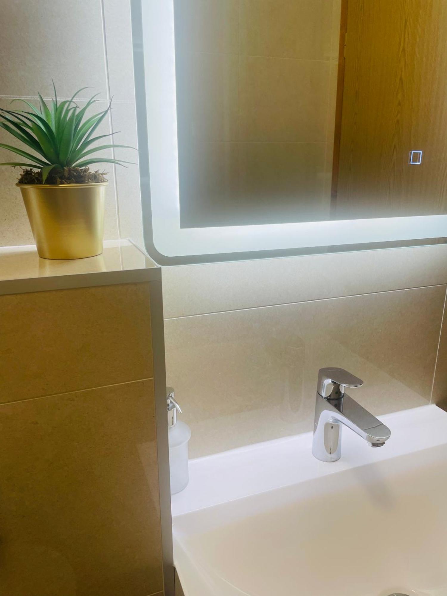 חוואר Apartments Sunny Elza מראה חיצוני תמונה