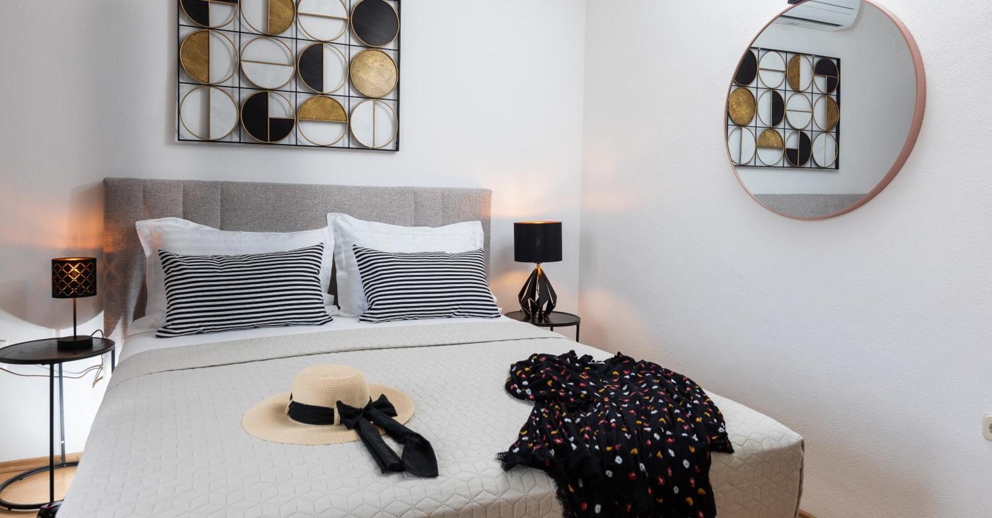 חוואר Apartments Sunny Elza מראה חיצוני תמונה