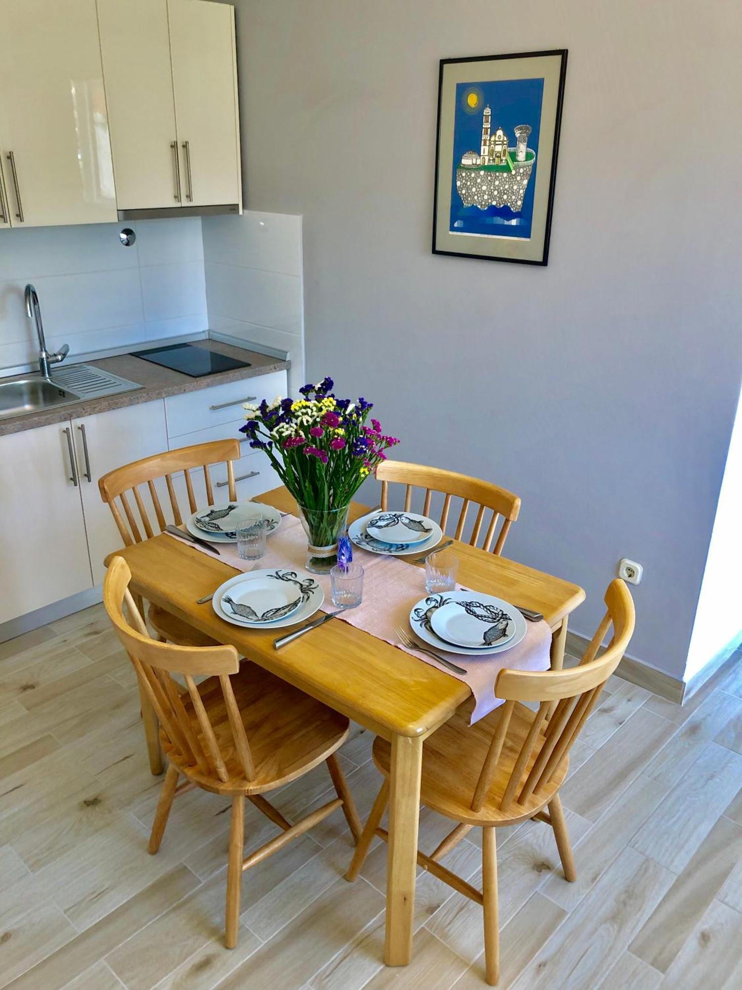 חוואר Apartments Sunny Elza מראה חיצוני תמונה